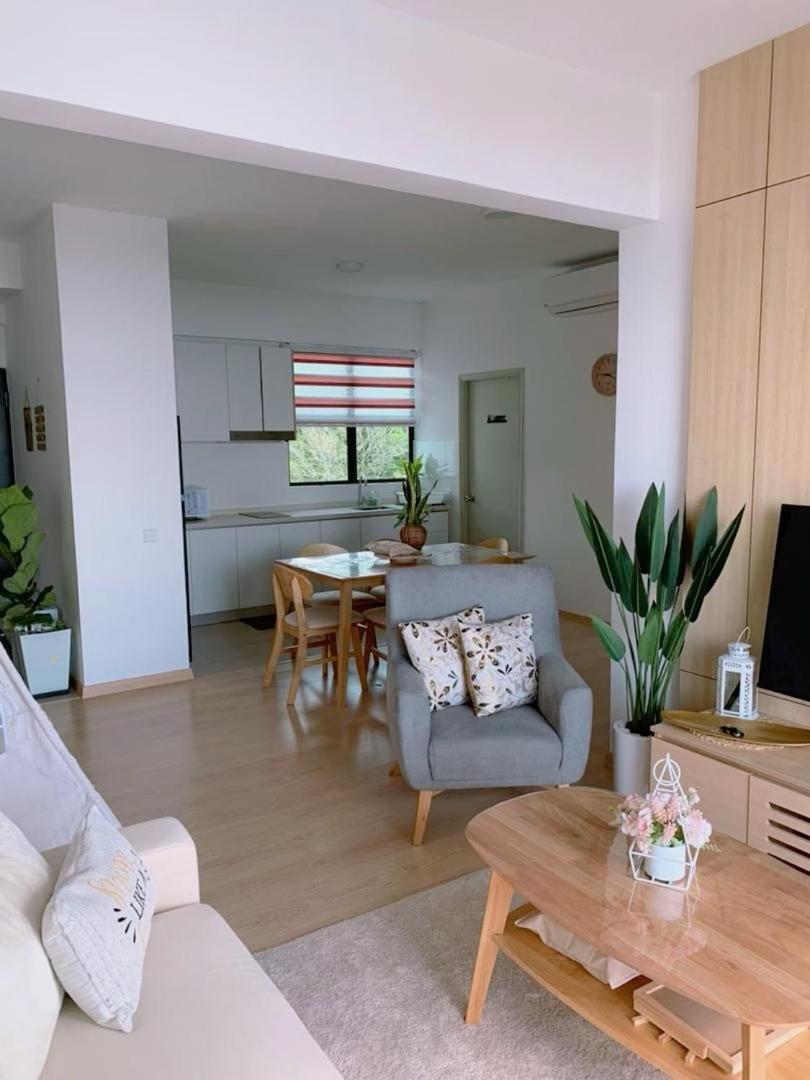 Pantai Puteri Melaka - Seaview 2 Bedroom Tanjung Kling Exterior photo